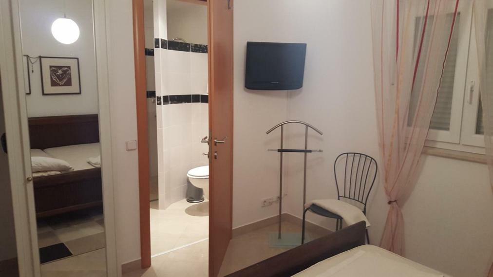 Apartment Annabela Banjol Exterior photo